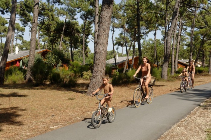 Nudisten lager Video von Euronat France [Nudismus-Sammlung]